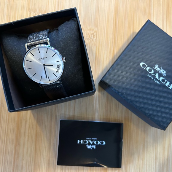 Coach Perry Watch With 36mm Silver Face & Silver Grey Tone Leather Band - Picture 6 of 6